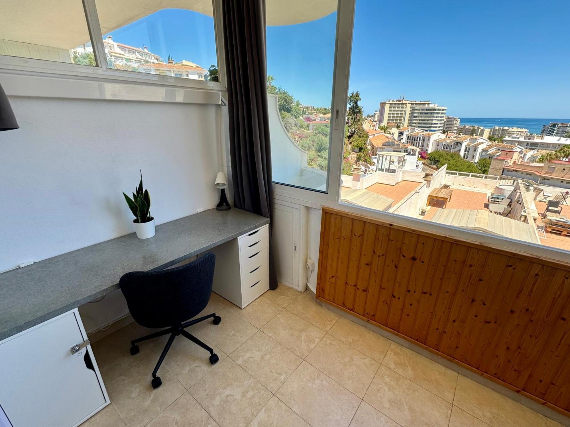 Cozy Fuengirola Apartment With Sea View & Pool 외부 사진